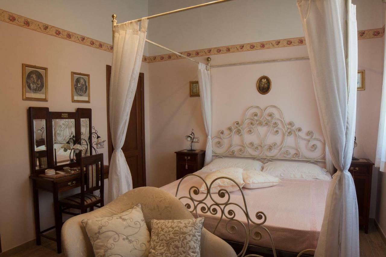 B&B L' Antica Fonte Spinetoli Extérieur photo