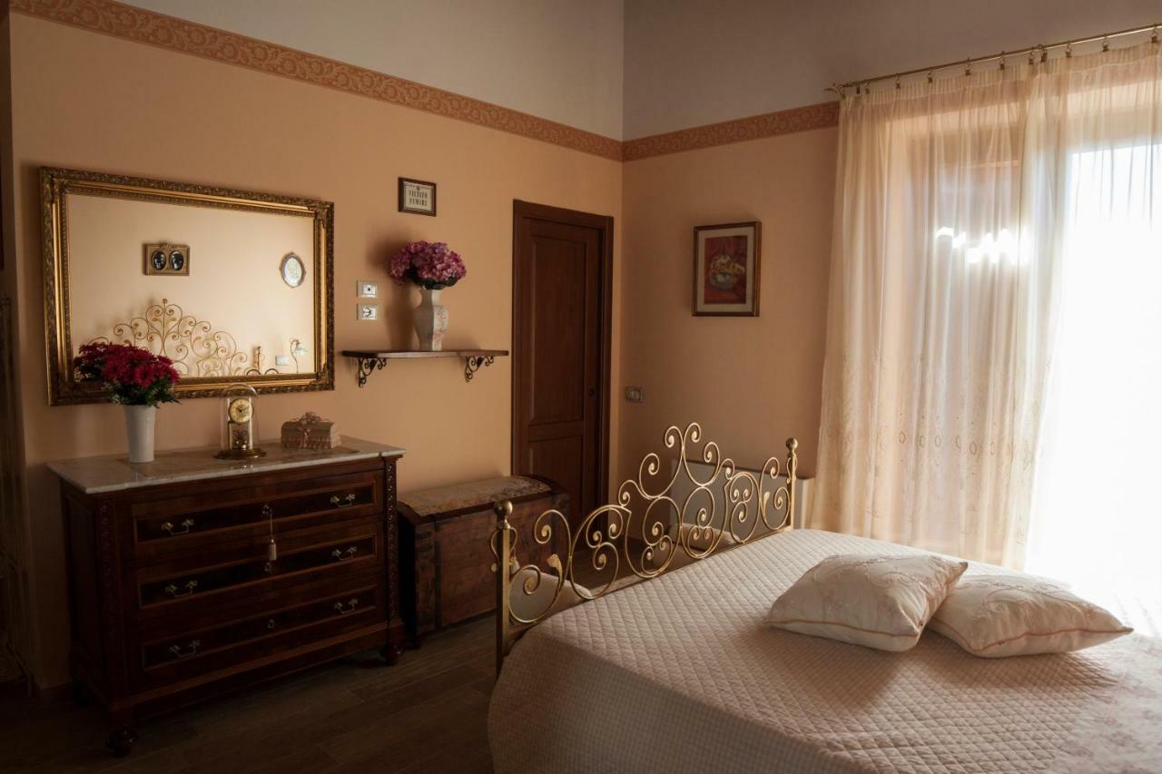 B&B L' Antica Fonte Spinetoli Extérieur photo