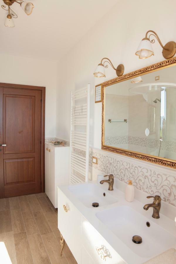 B&B L' Antica Fonte Spinetoli Extérieur photo
