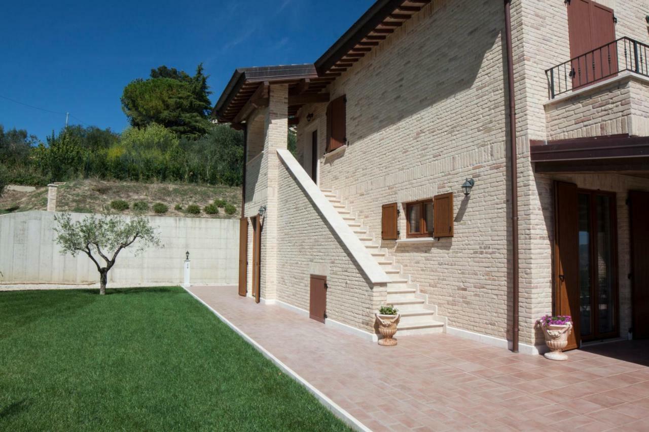 B&B L' Antica Fonte Spinetoli Extérieur photo
