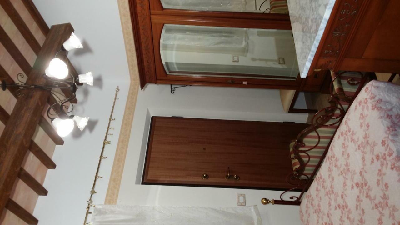 B&B L' Antica Fonte Spinetoli Extérieur photo
